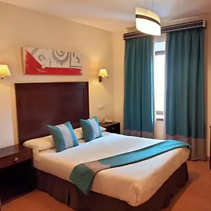 https://hotel-spa-plaza-arriate.es-andalucia.com